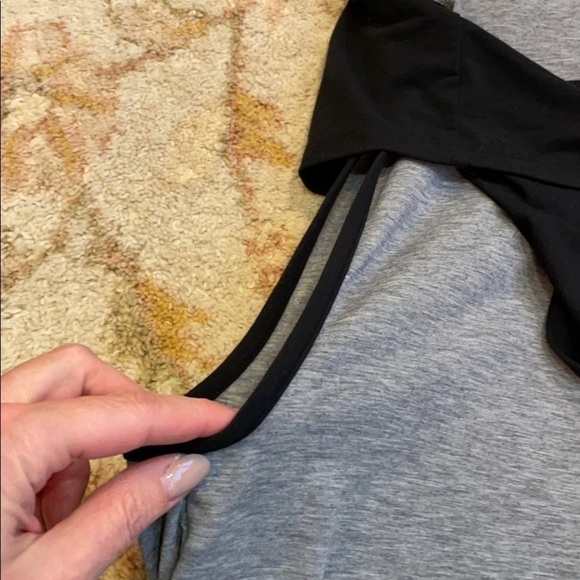 Ellie Grey & Black Tank with Attached Black Shelf Top Cut Out Sz Medium Workout - Picture 4 of 5